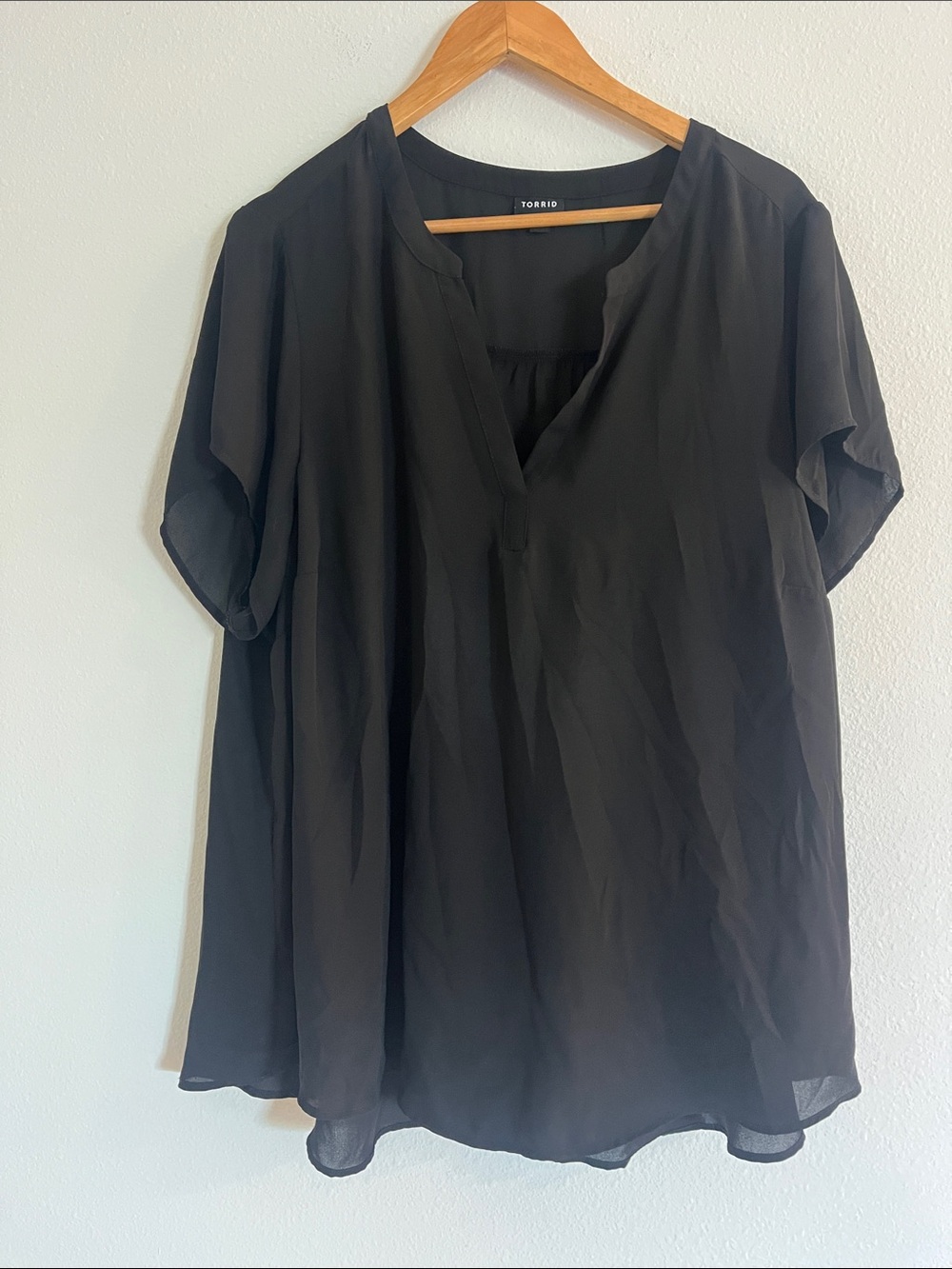Torrid Black Sheer V-Neck Short Sleeve Blouse